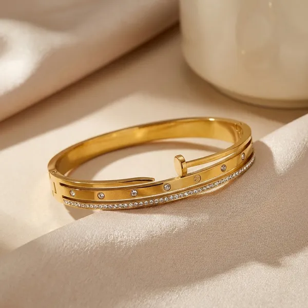 Nailyn_Bracelet_|_Anti-Tarnish_Jewellery