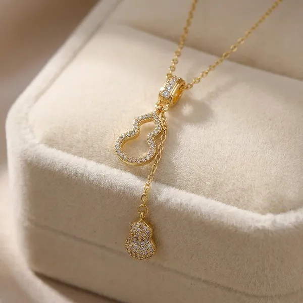 Selene_Drop_Pendant_Necklace_|_Anti-Tarnish_Jewellery