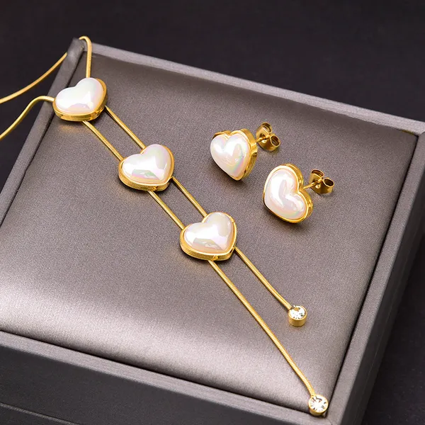 Aris_Pearl_Jewellery_|_Anti-Tarnish_Jewellery