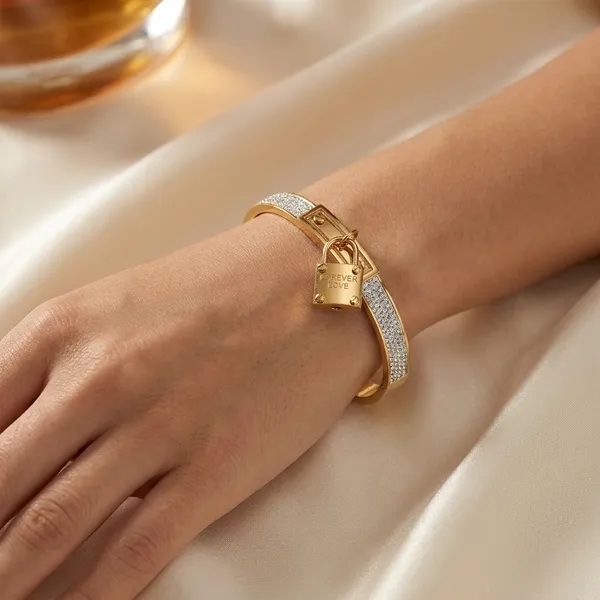 Love_Lock_Bracelet_|_Anti-Tarnish_Jewellery