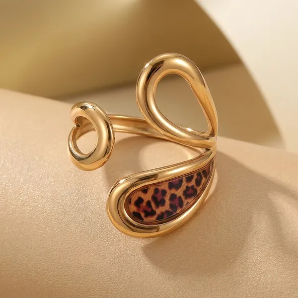 Leora_Ring_|_Anti-Tarnish_Jewellery