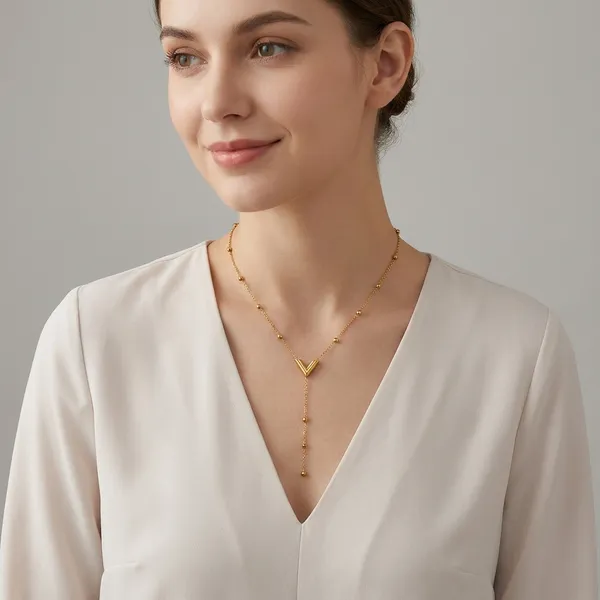 V-Shine_Pendant_Necklace_|_Anti-Tarnish_Jewellery