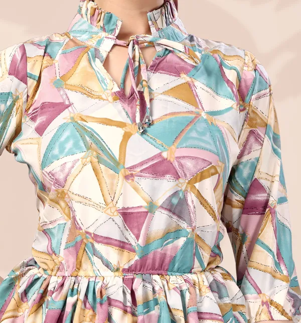Women'S_Geometric_Print_High_Neck_Tunic_Top_With_Gathered_Waist