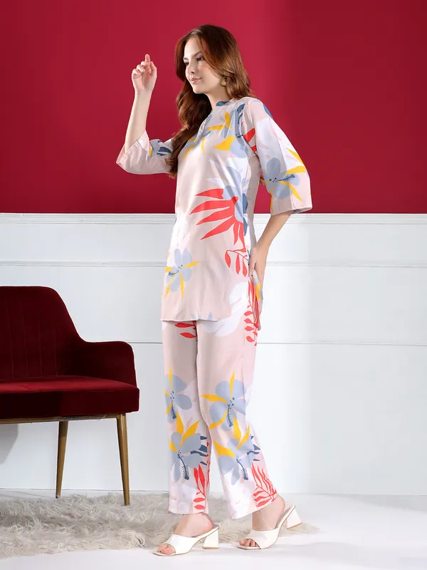 Women'S_Floral_Print_Co-Ord_Set_-_Pink_Collar_Top_And_Pyjama_Set