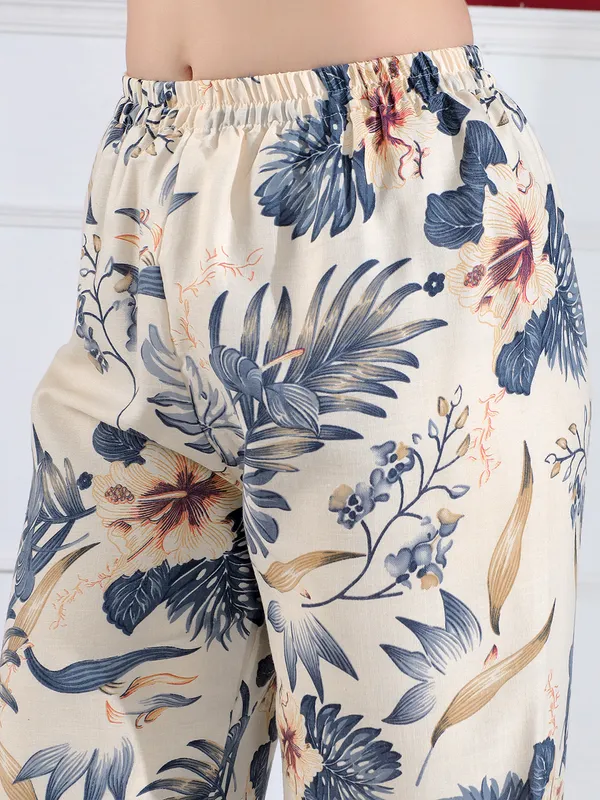 Women'S_Floral_Print_Co-Ord_Set_With_Mandarin_Collar_And_Wide-Leg_Pants