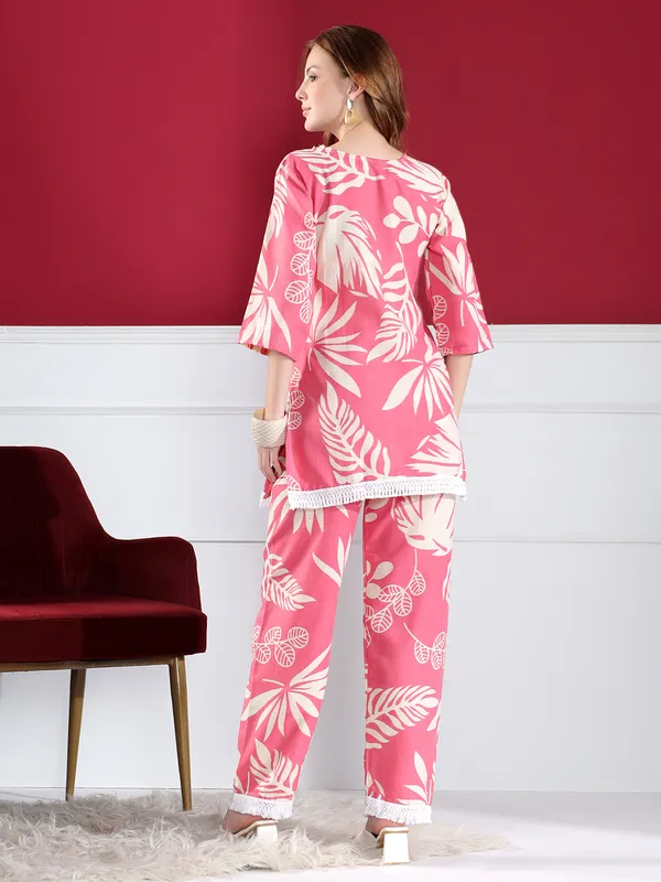 Pink_Tropical_Print_Co-Ord_Set_For_Women