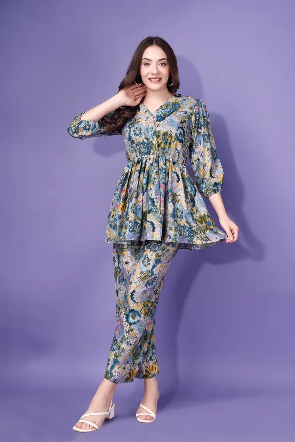 Floral_Print_Co-Ord_Set_-_Peplum_Top_With_Pants