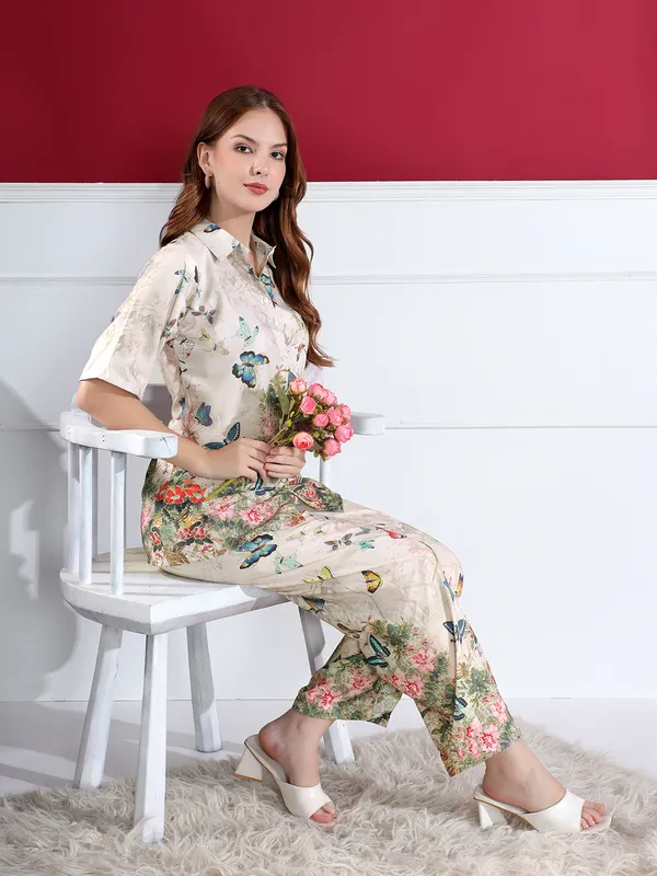 Floral_And_Butterfly_Print_Co-Ord_Set_For_Women_-_Beige