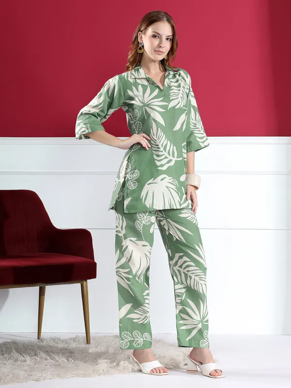 Green_Tropical_Print_Co-Ord_Set_For_Women_-_Collared_Shirt_And_Palazzo_Pants