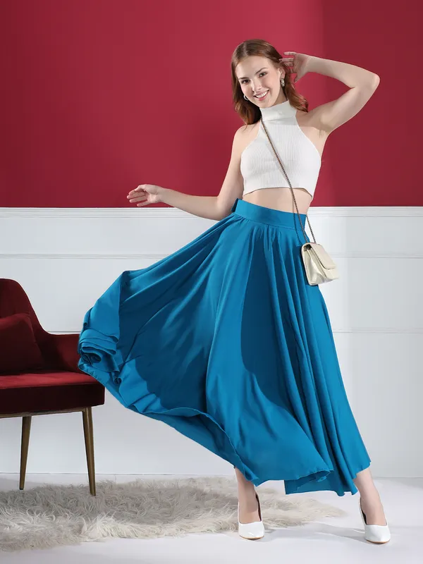 Stylish_Blue_Flared_Maxi_Skirt_With_Button_Detail