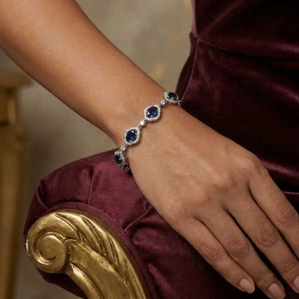 Blue_Stainless_Steel_Sapphire_With_American_Diamond_Oval_Shaped_Bracelet