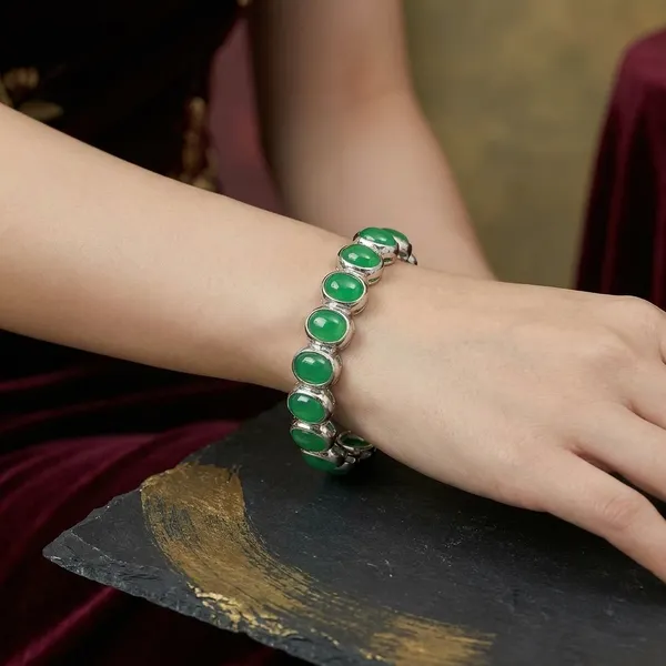 Green_Stainless_Steel_Emerald_Oval_Design_Stone_Bangle