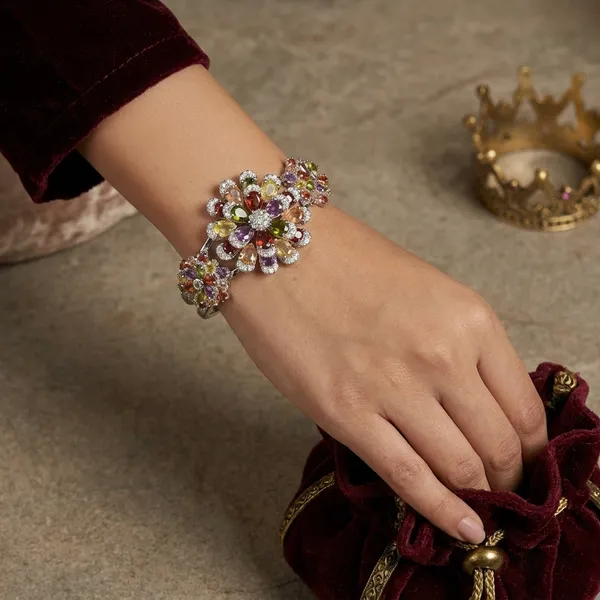 Multicolor_Stainless_Steel_Flower_Design_Stone_Bangle
