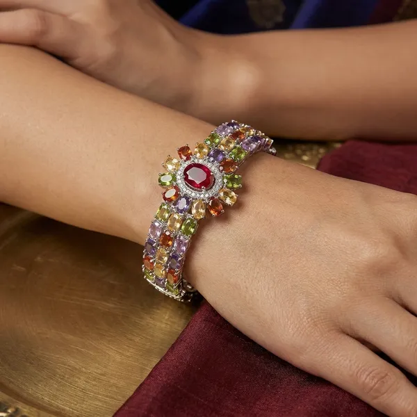 Multicolor_Stainless_Steel_Flower_Design_Stone_Bangle