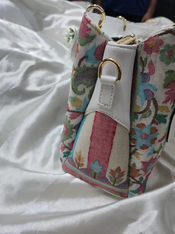Aari-Azure_Artisanal_Handbag_For_Women
