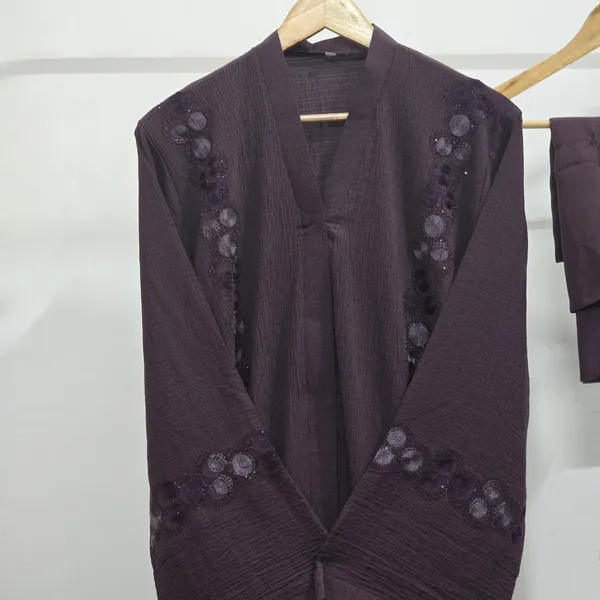 Amethyst_Lattice_Textured_Abaya