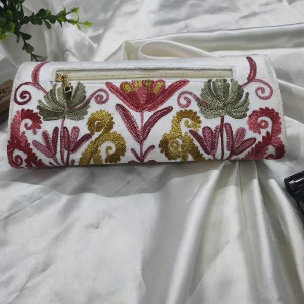 Aura_Hand-Embroidered_Wallet:_Suggests_a_sense_of_refined,_personal_style.