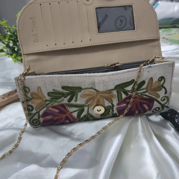 Aurora_Vine_Embroidered_Purse