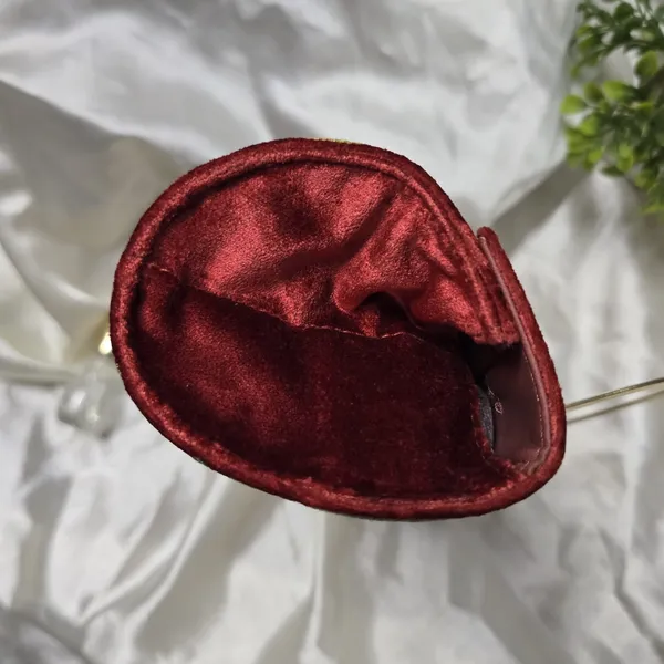 Blushing_Dahlia_Velvet_Minaudière