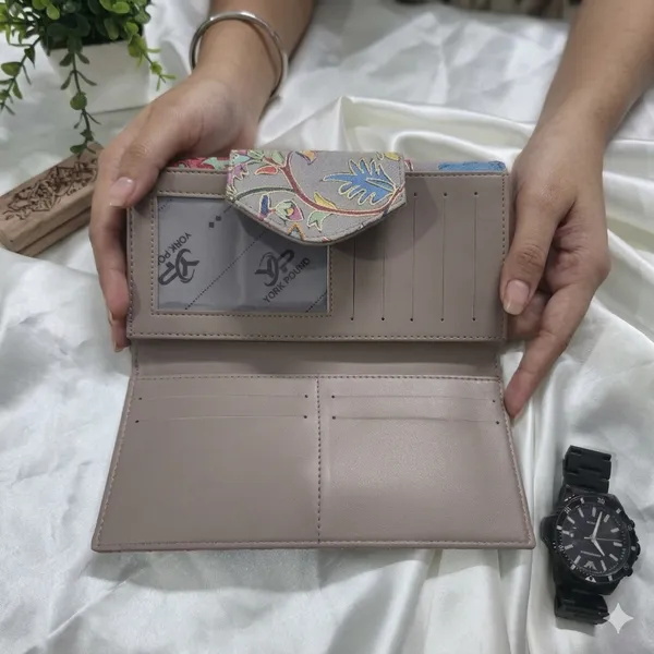 Grey_Floral_Hand-Embroidered_Wallet_with_Multi-Pocket_Storage