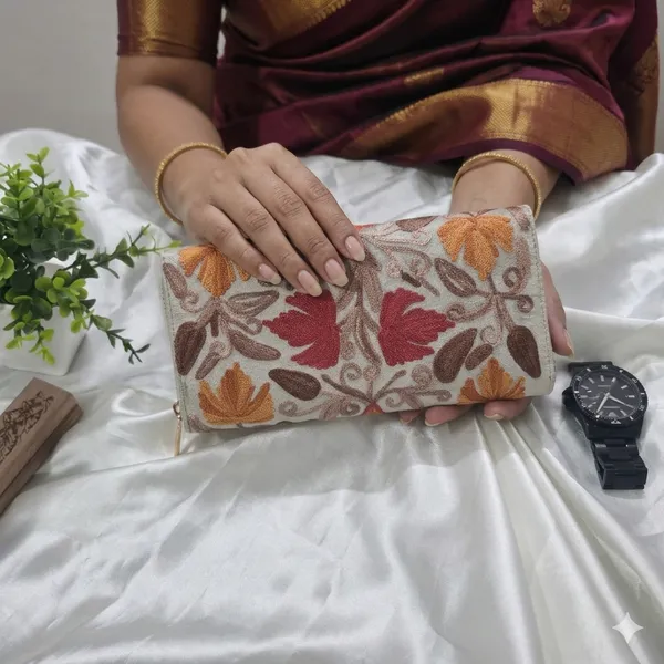 Harvest_Maple_Embroidered_Continental_Clutch