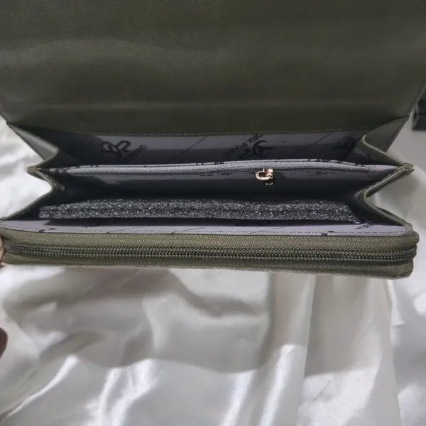 Harvest_Maple_Embroidered_Continental_Clutch
