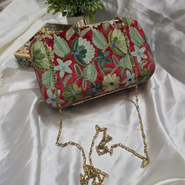 Kashmiri_Gulistan_Minaudière