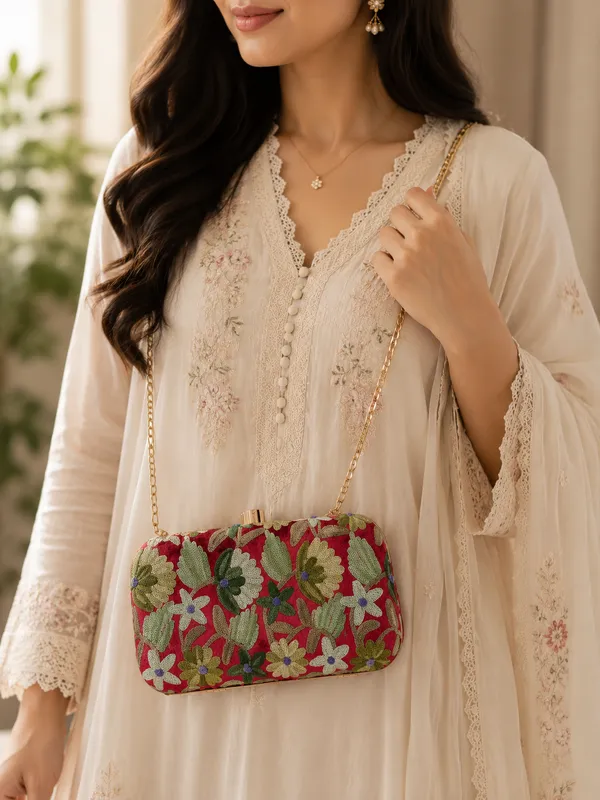 Kashmiri_Gulistan_Minaudière