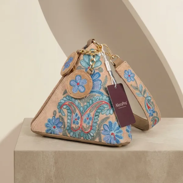 Triangular_Potli_Leather_Purse_For_Women_&_Girls