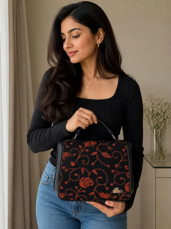 Rooh_Crimson_Satchel_Bag_For_Women
