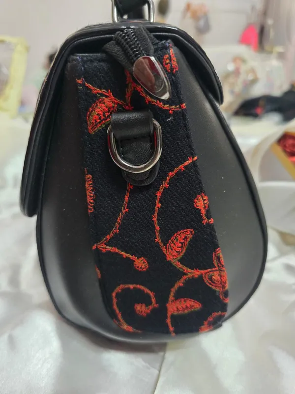 Rooh_Crimson_Satchel_Bag_For_Women