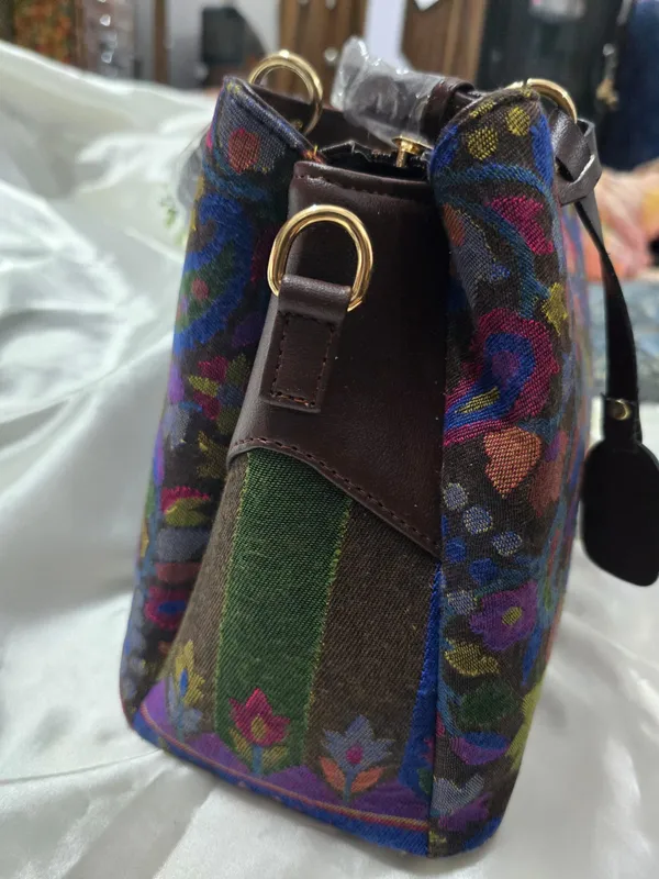 Royal_Ebony_Aari_Tote_Bag_For_Women