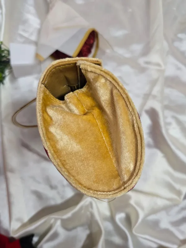 Ruby_Royale_Clutch_For_Women