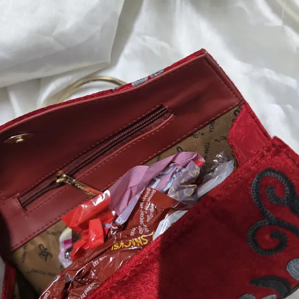 Scarlet_Flora_Metal-Arc_Clutch