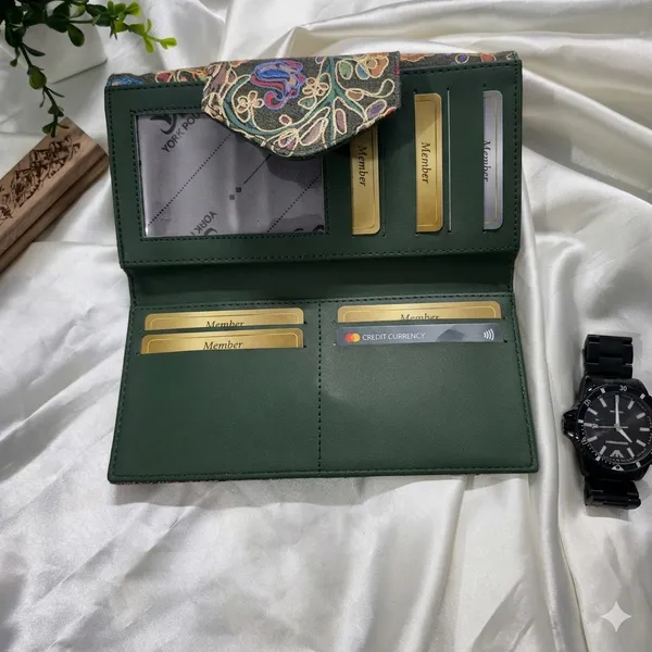 The_Artisan_Flora_Embroidered_Clutch