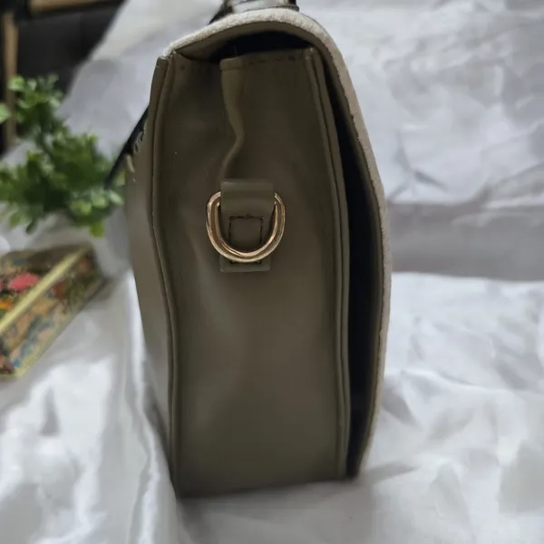 The_Chinar_Blossom_Satchel