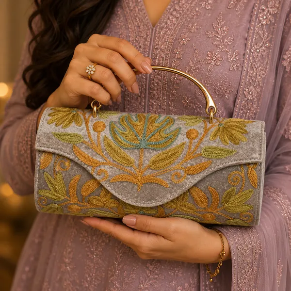 The_Dove_Grey_&_Ochre_Clutch