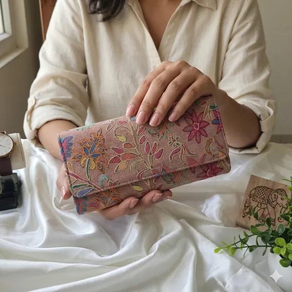 The_Heritage_Rose_Embroidered_Clutch