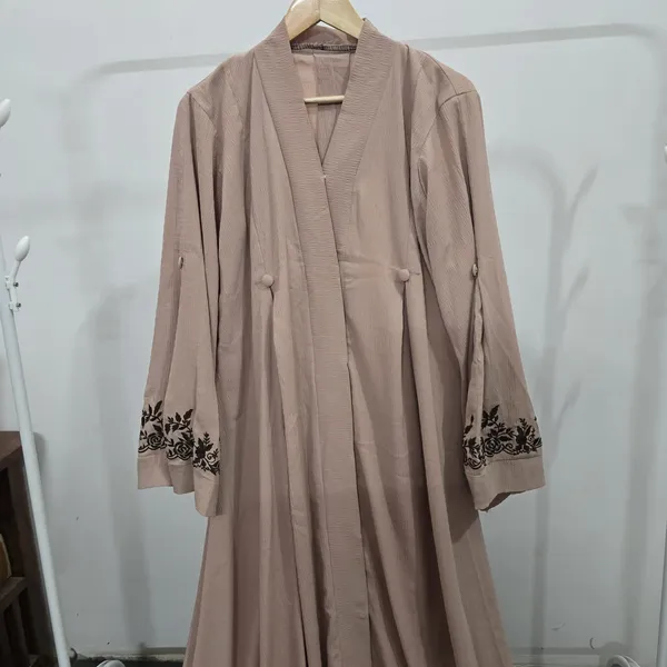 Dusty_Rose_The_Jasmine_Bud_Abaya_Burqa_With_Attached_Shrug_For_Women