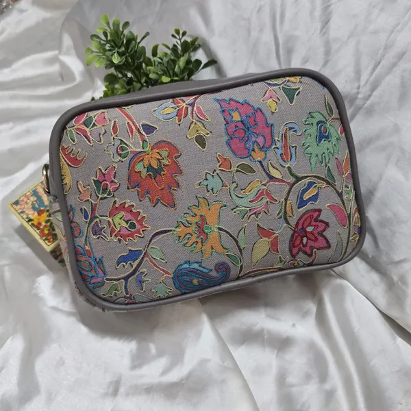 The_Nomad_Floral_Utility_Bag