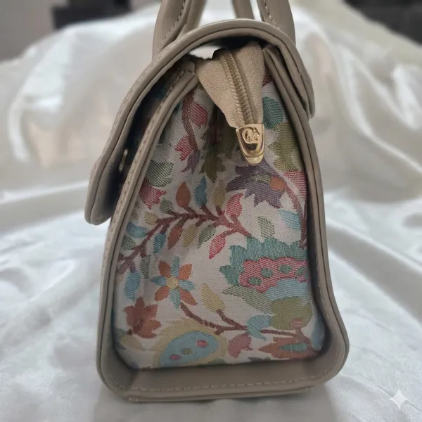 The_Pastel_Promenade_Bag_For_Women
