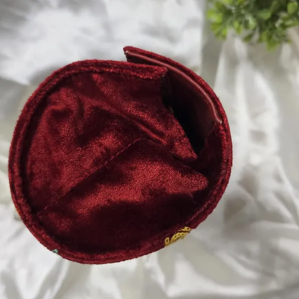 The_Royal_Amber_Firdaus_Clutch