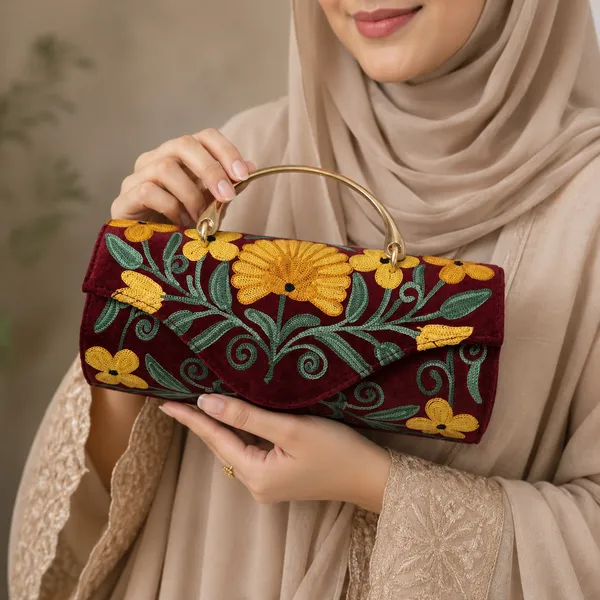 The_Royal_Amber_Firdaus_Clutch
