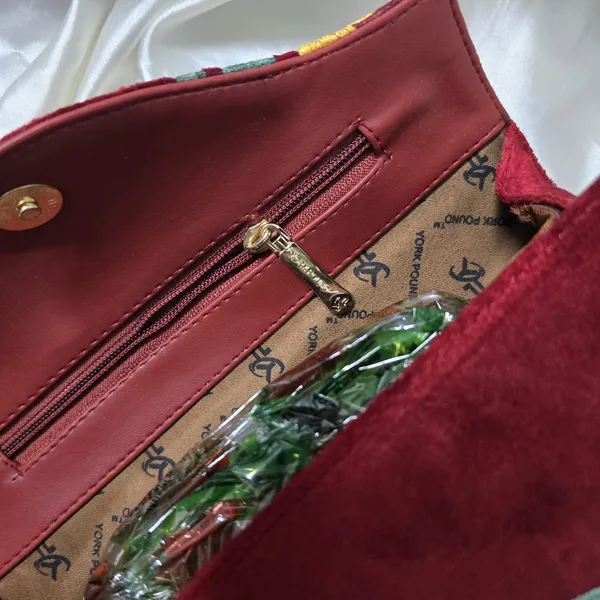 The_Royal_Amber_Firdaus_Clutch