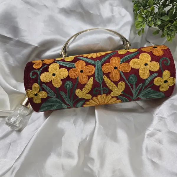 The_Royal_Amber_Firdaus_Clutch
