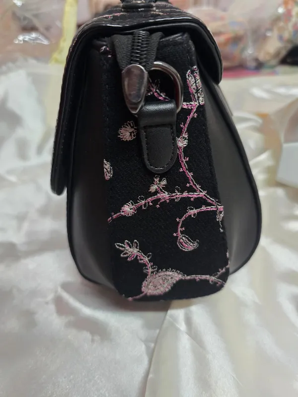 The_Royal_Paisley_Satchel_Hand_Bag_For_Women