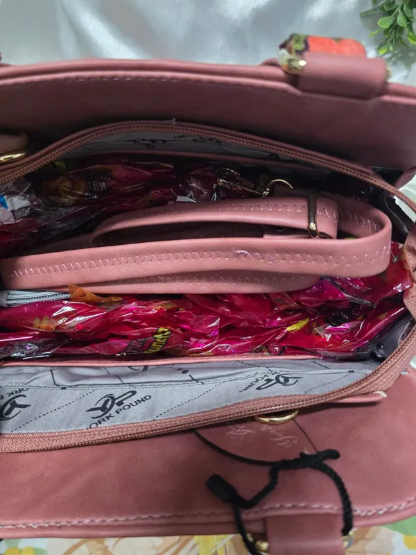 The_Royal_Paisley_Tapestry_Bag_For_Women