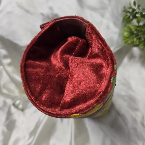 The_Sage_&_Ochre_Cylinder_Bag
