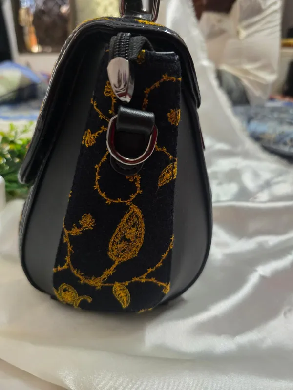 The_Zardozi_Opulence_Satchel_Hand_Bag_For_Women
