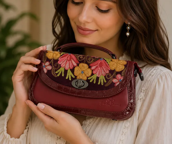 Zaira_Plum_Velvet_Top-Handle